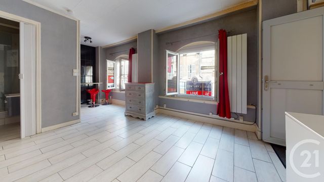 Appartement T1 à louer - 1 pièce - 23.88 m2 - DOLE - 39 - FRANCHE-COMTE - Century 21 Cabinet Faivre Appartement T1 à louer - 1 pièce - 23.88 m2 - DOLE - 39 - FRANCHE-COMTE - Century 21 Cabinet Faivre