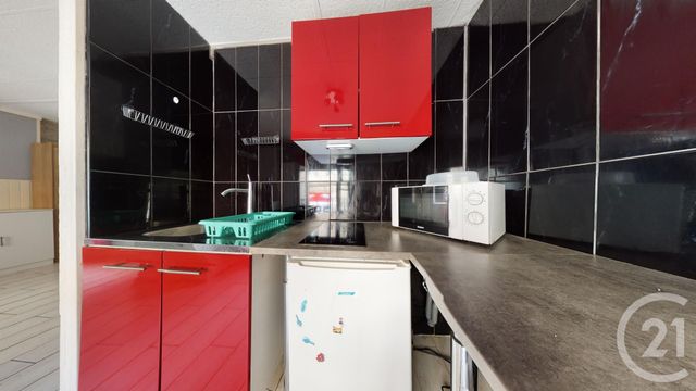 Appartement T1 à louer - 1 pièce - 23.88 m2 - DOLE - 39 - FRANCHE-COMTE - Century 21 Cabinet Faivre Appartement T1 à louer - 1 pièce - 23.88 m2 - DOLE - 39 - FRANCHE-COMTE - Century 21 Cabinet Faivre
