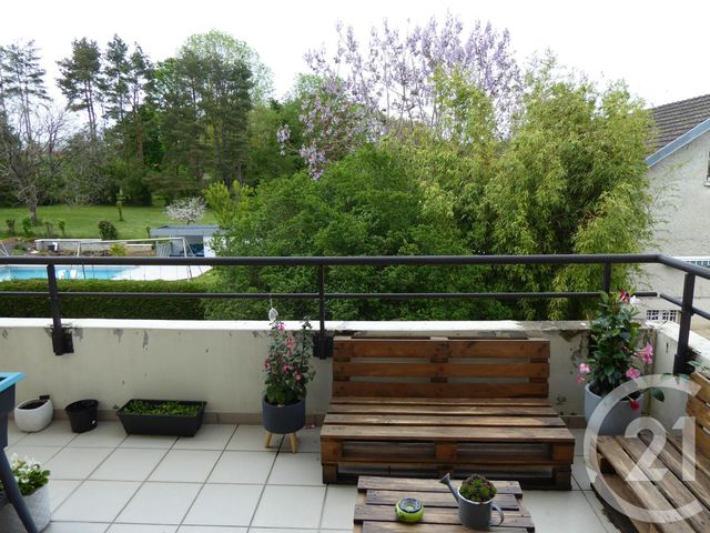 Appartement F2 à louer - 2 pièces - 43.95 m2 - DOLE - 39 - FRANCHE-COMTE - Century 21 Cabinet Faivre Appartement F2 à louer - 2 pièces - 43.95 m2 - DOLE - 39 - FRANCHE-COMTE - Century 21 Cabinet Faivre