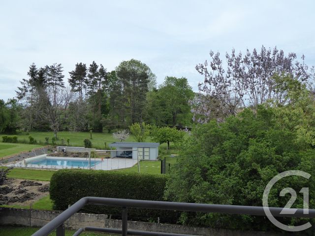 Appartement F2 à louer - 2 pièces - 43.95 m2 - DOLE - 39 - FRANCHE-COMTE - Century 21 Cabinet Faivre Appartement F2 à louer - 2 pièces - 43.95 m2 - DOLE - 39 - FRANCHE-COMTE - Century 21 Cabinet Faivre