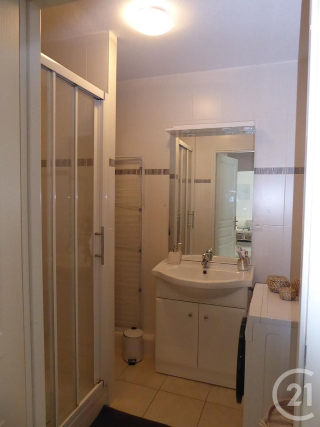 Appartement F2 à louer - 2 pièces - 43.95 m2 - DOLE - 39 - FRANCHE-COMTE - Century 21 Cabinet Faivre Appartement F2 à louer - 2 pièces - 43.95 m2 - DOLE - 39 - FRANCHE-COMTE - Century 21 Cabinet Faivre