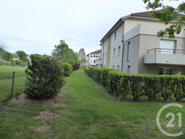 Appartement F2 à louer - 2 pièces - 43.95 m2 - DOLE - 39 - FRANCHE-COMTE - Century 21 Cabinet Faivre Appartement F2 à louer - 2 pièces - 43.95 m2 - DOLE - 39 - FRANCHE-COMTE - Century 21 Cabinet Faivre