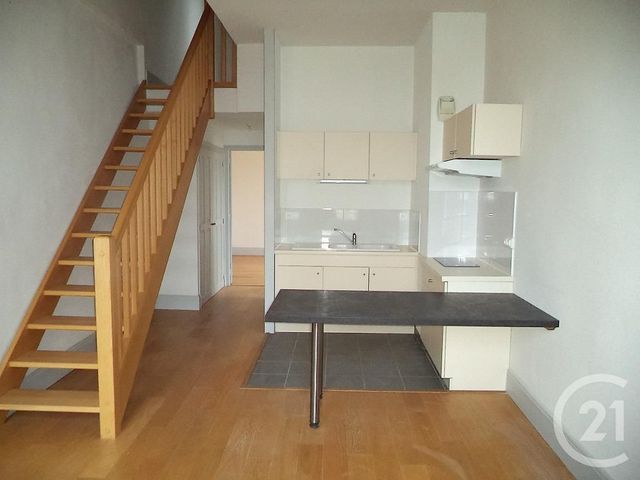 Appartement F3 à louer - 3 pièces - 57.25 m2 - DOLE - 39 - FRANCHE-COMTE - Century 21 Cabinet Faivre Appartement F3 à louer - 3 pièces - 57.25 m2 - DOLE - 39 - FRANCHE-COMTE - Century 21 Cabinet Faivre
