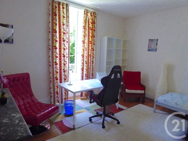 Afficher la photo en grand Chambre à louer - 1 pièce - 17.66 m2 - DOLE - 39 - FRANCHE-COMTE - Century 21 Cabinet Faivre