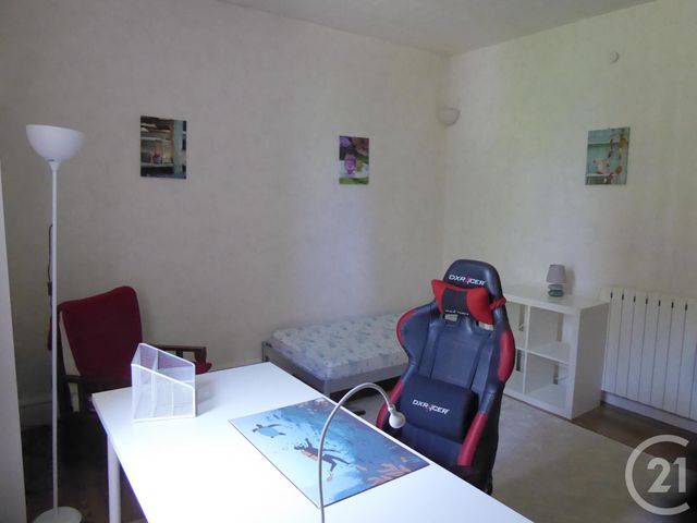 Afficher la photo en grand Chambre à louer - 1 pièce - 17.66 m2 - DOLE - 39 - FRANCHE-COMTE - Century 21 Cabinet Faivre