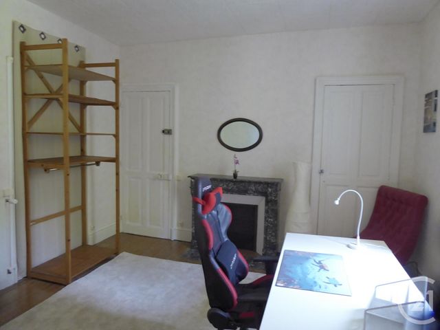 Afficher la photo en grand Chambre à louer - 1 pièce - 17.66 m2 - DOLE - 39 - FRANCHE-COMTE - Century 21 Cabinet Faivre