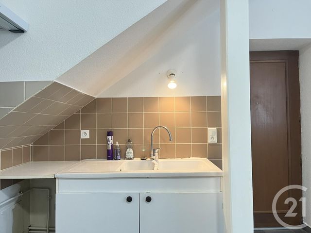 Appartement Duplex à louer - 3 pièces - 63.0 m2 - DOLE - 39 - FRANCHE-COMTE - Century 21 Avenir Immobilier