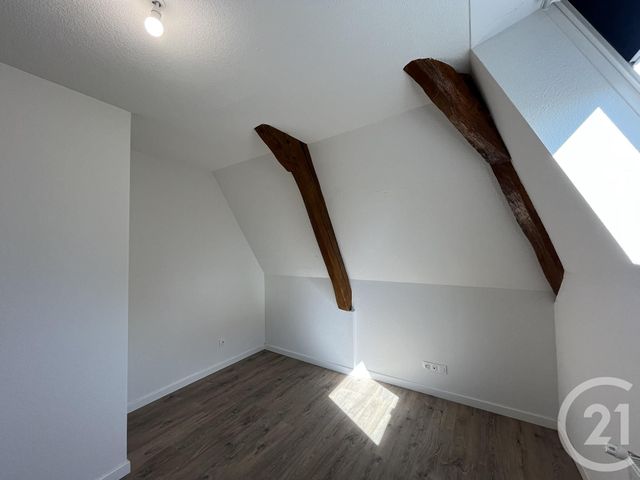 Appartement F4 à louer - 4 pièces - 94.0 m2 - DOLE - 39 - FRANCHE-COMTE - Century 21 Avenir Immobilier