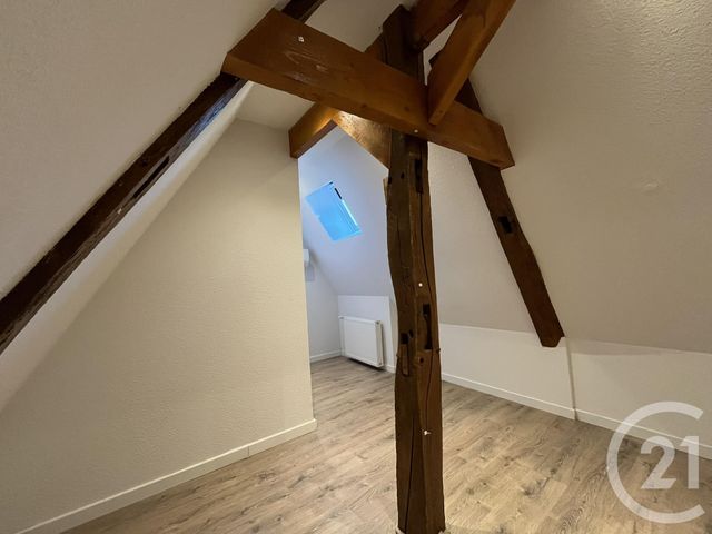 Appartement F4 à louer - 4 pièces - 94.0 m2 - DOLE - 39 - FRANCHE-COMTE - Century 21 Avenir Immobilier
