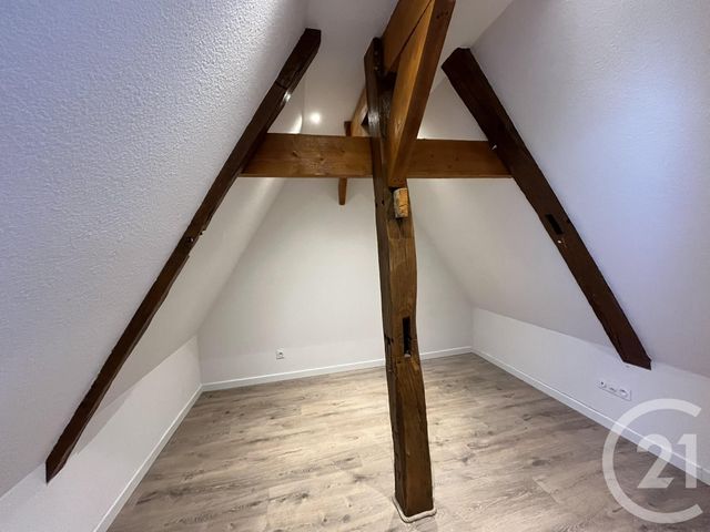 Appartement F4 à louer - 4 pièces - 94.0 m2 - DOLE - 39 - FRANCHE-COMTE - Century 21 Avenir Immobilier