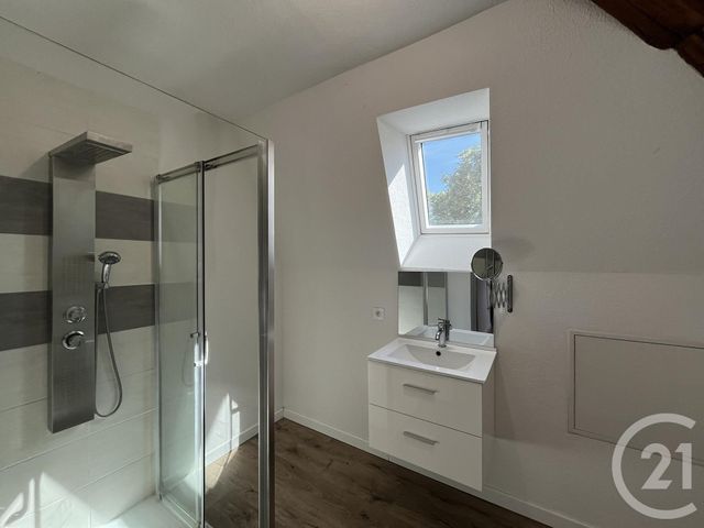 Appartement F4 à louer - 4 pièces - 94.0 m2 - DOLE - 39 - FRANCHE-COMTE - Century 21 Avenir Immobilier