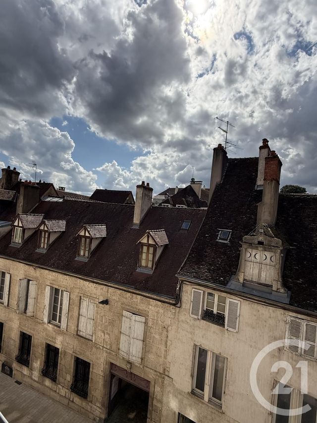 Appartement F1 bis à vendre - 2 pièces - 33.0 m2 - DOLE - 39 - FRANCHE-COMTE - Century 21 Avenir Immobilier
