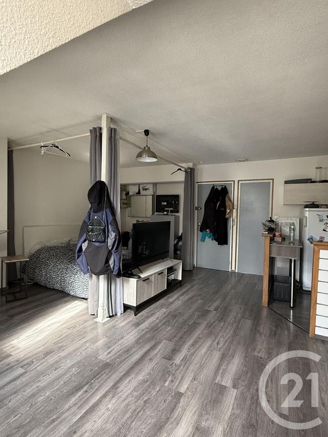 Appartement F1 bis à vendre - 2 pièces - 33.0 m2 - DOLE - 39 - FRANCHE-COMTE - Century 21 Avenir Immobilier