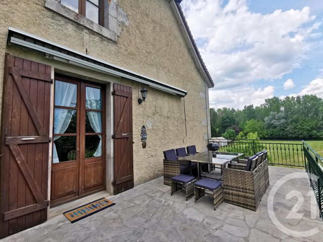 maison à vendre - 14 pièces - 332.66 m2 - CHAMBLAY - 39 - FRANCHE-COMTE - Century 21 Avenir Immobilier