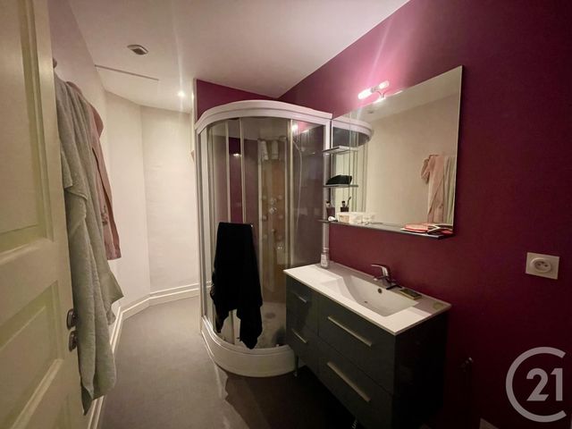 Afficher la photo en grand Appartement F1 bis à vendre - 3 pièces - 52.0 m2 - DOLE - 39 - FRANCHE-COMTE - Century 21 Avenir Immobilier