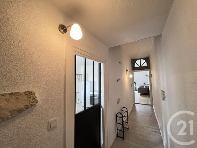 Appartement F2 à louer - 2 pièces - 50.0 m2 - DOLE - 39 - FRANCHE-COMTE - Century 21 Avenir Immobilier