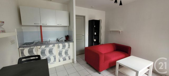 Appartement F1 bis à louer - 2 pièces - 27.19 m2 - DOLE - 39 - FRANCHE-COMTE - Century 21 Avenir Immobilier