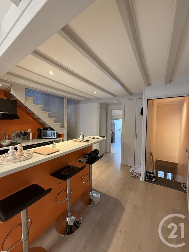 Appartement F2 à louer - 2 pièces - 45.37 m2 - DOLE - 39 - FRANCHE-COMTE - Century 21 Avenir Immobilier