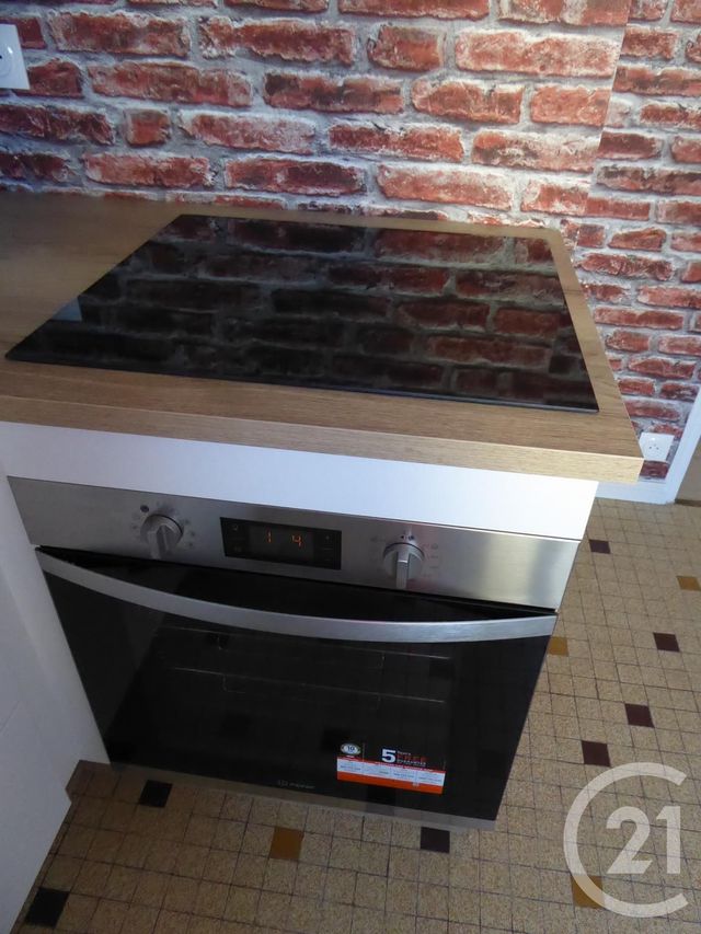 Afficher la photo en grand Appartement F3 à louer - 3 pièces - 56.29 m2 - DOLE - 39 - FRANCHE-COMTE - Century 21 Avenir Immobilier