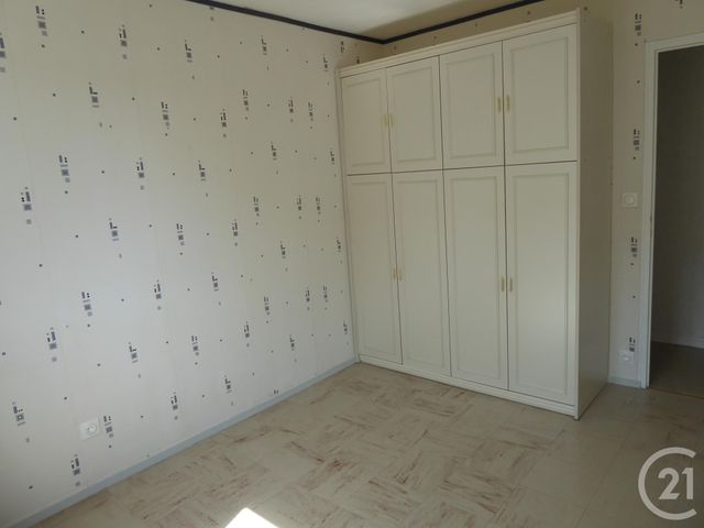 Afficher la photo en grand Appartement F3 à louer - 3 pièces - 56.29 m2 - DOLE - 39 - FRANCHE-COMTE - Century 21 Avenir Immobilier