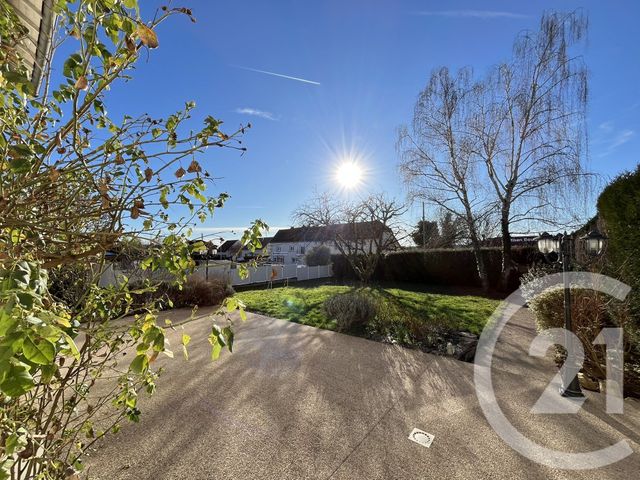 maison à louer - 6 pièces - 162.12 m2 - DOLE - 39 - FRANCHE-COMTE - Century 21 Avenir Immobilier