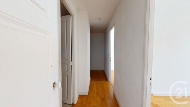 Appartement F4 à louer - 4 pièces - 104.1 m2 - DOLE - 39 - FRANCHE-COMTE - Century 21 Avenir Immobilier