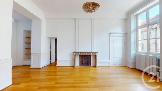 Appartement F4 à louer - 4 pièces - 104.1 m2 - DOLE - 39 - FRANCHE-COMTE - Century 21 Avenir Immobilier