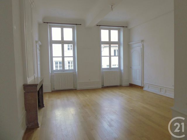 Appartement F4 à louer - 4 pièces - 104.1 m2 - DOLE - 39 - FRANCHE-COMTE - Century 21 Avenir Immobilier