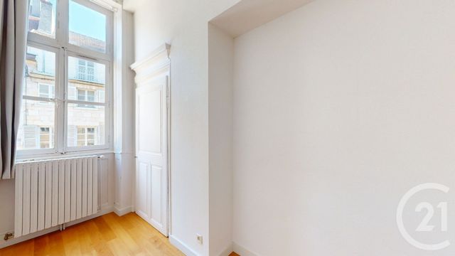 Appartement F4 à louer - 4 pièces - 104.1 m2 - DOLE - 39 - FRANCHE-COMTE - Century 21 Avenir Immobilier