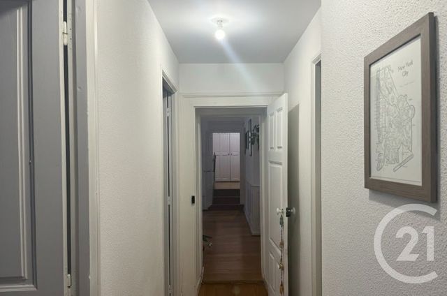 Appartement F4 à louer - 4 pièces - 104.1 m2 - DOLE - 39 - FRANCHE-COMTE - Century 21 Avenir Immobilier