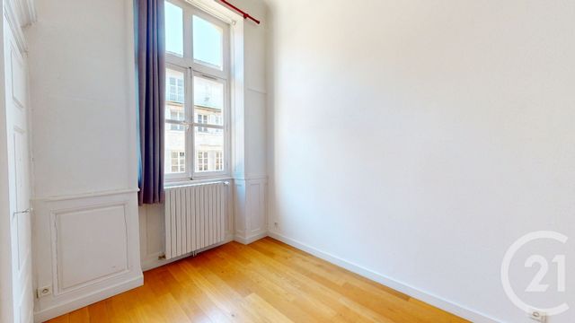 Appartement F4 à louer - 4 pièces - 104.1 m2 - DOLE - 39 - FRANCHE-COMTE - Century 21 Avenir Immobilier