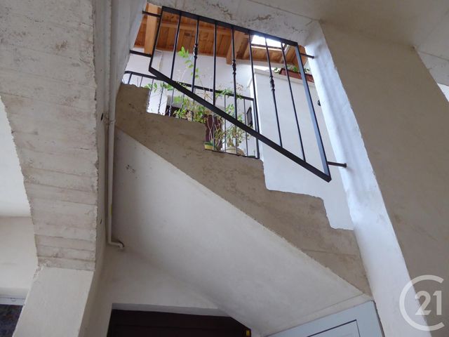 Appartement F4 à louer - 4 pièces - 104.1 m2 - DOLE - 39 - FRANCHE-COMTE - Century 21 Avenir Immobilier