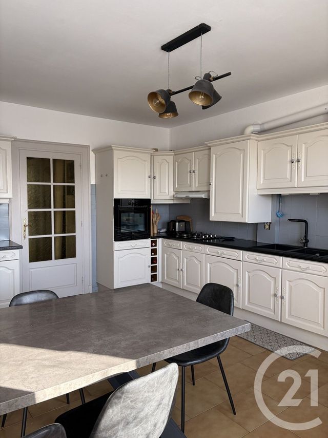 Appartement F3 à vendre - 3 pièces - 102.0 m2 - BREVANS - 39 - FRANCHE-COMTE - Century 21 Avenir Immobilier