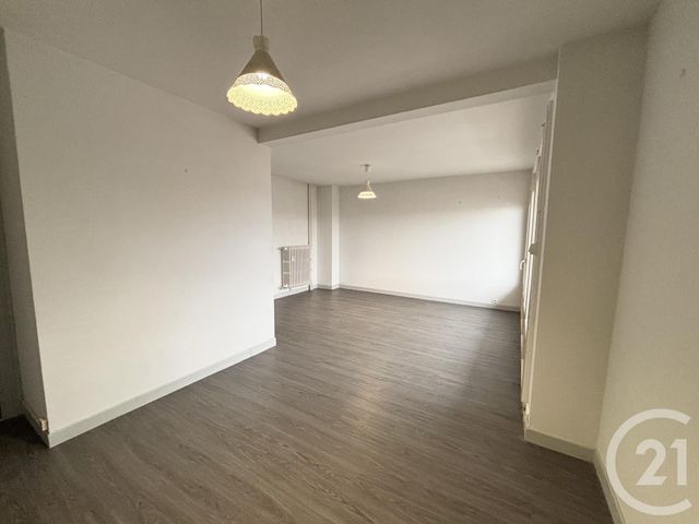 Appartement F5 à louer - 5 pièces - 83.63 m2 - DOLE - 39 - FRANCHE-COMTE - Century 21 Avenir Immobilier