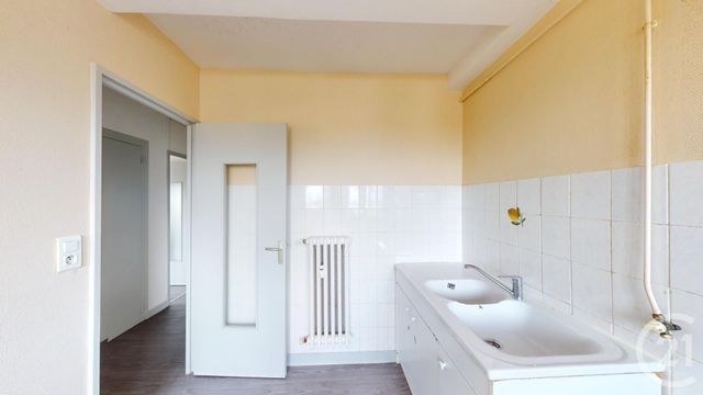 Appartement F5 à louer - 5 pièces - 83.63 m2 - DOLE - 39 - FRANCHE-COMTE - Century 21 Avenir Immobilier