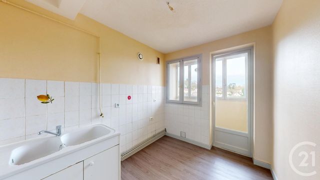 Appartement F5 à louer - 5 pièces - 83.63 m2 - DOLE - 39 - FRANCHE-COMTE - Century 21 Avenir Immobilier