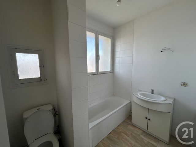 Appartement à vendre - 4 pièces - 78.45 m2 - DOLE - 39 - FRANCHE-COMTE - Century 21 Avenir Immobilier