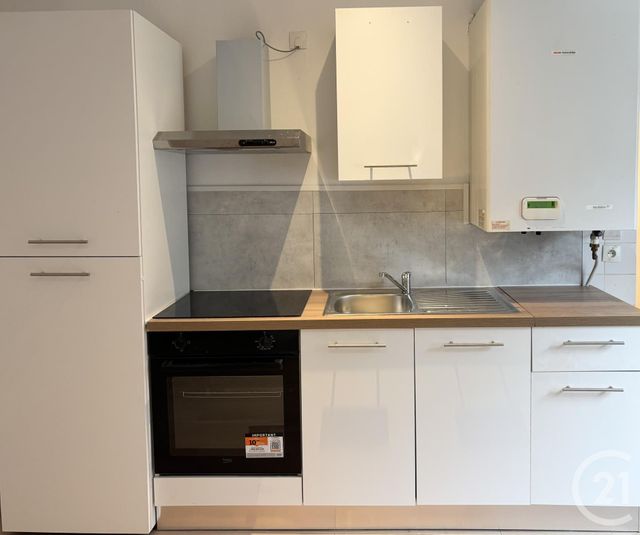 Appartement à louer - 3 pièces - 60.78 m2 - DOLE - 39 - FRANCHE-COMTE - Century 21 Avenir Immobilier