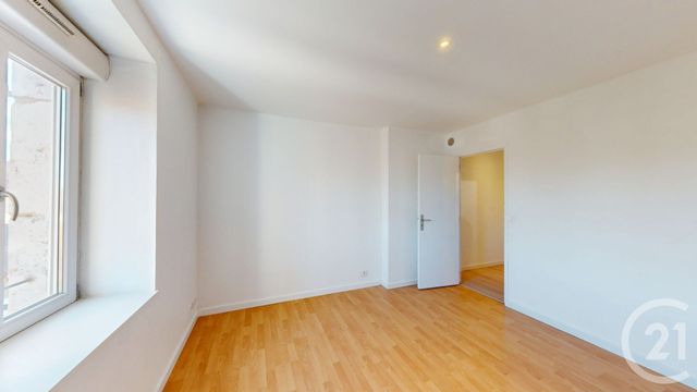 Appartement à louer - 3 pièces - 60.78 m2 - DOLE - 39 - FRANCHE-COMTE - Century 21 Avenir Immobilier