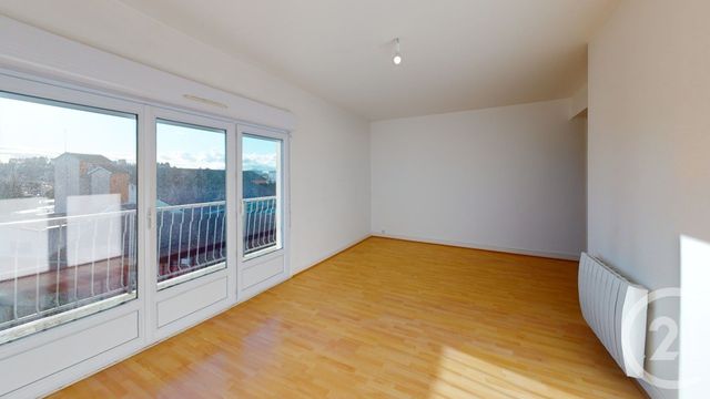 Appartement à louer - 4 pièces - 71.16 m2 - DOLE - 39 - FRANCHE-COMTE - Century 21 Avenir Immobilier