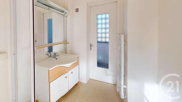 Appartement à louer - 4 pièces - 71.16 m2 - DOLE - 39 - FRANCHE-COMTE - Century 21 Avenir Immobilier