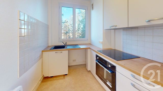 Appartement à louer - 4 pièces - 71.16 m2 - DOLE - 39 - FRANCHE-COMTE - Century 21 Avenir Immobilier