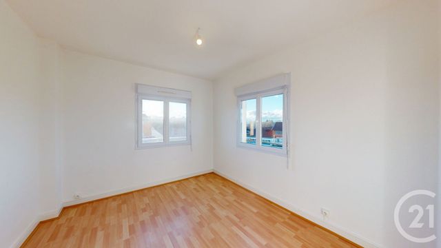 Appartement à louer - 4 pièces - 71.16 m2 - DOLE - 39 - FRANCHE-COMTE - Century 21 Avenir Immobilier
