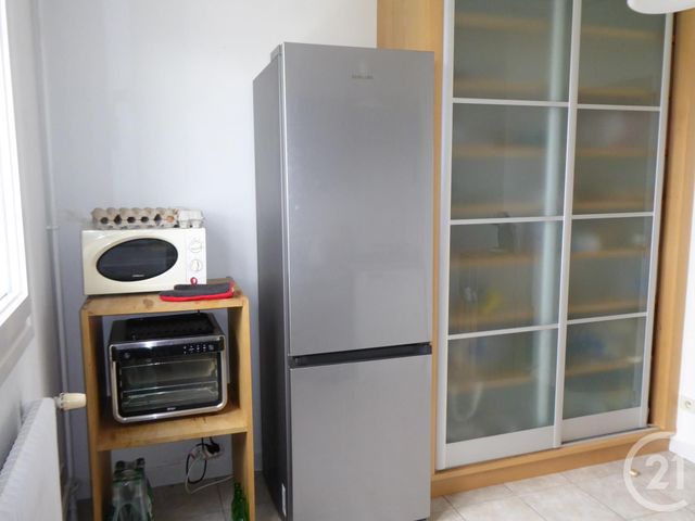 Appartement F3 à louer - 3 pièces - 64.32 m2 - DOLE - 39 - FRANCHE-COMTE - Century 21 Avenir Immobilier