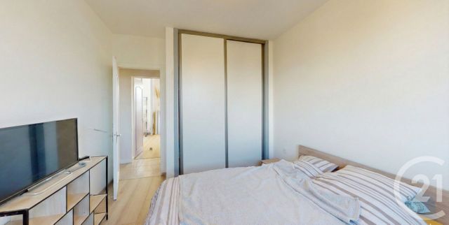 Appartement F3 à louer - 3 pièces - 64.32 m2 - DOLE - 39 - FRANCHE-COMTE - Century 21 Avenir Immobilier