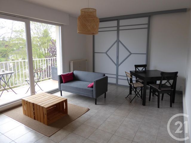Appartement F3 à louer - 3 pièces - 64.32 m2 - DOLE - 39 - FRANCHE-COMTE - Century 21 Avenir Immobilier