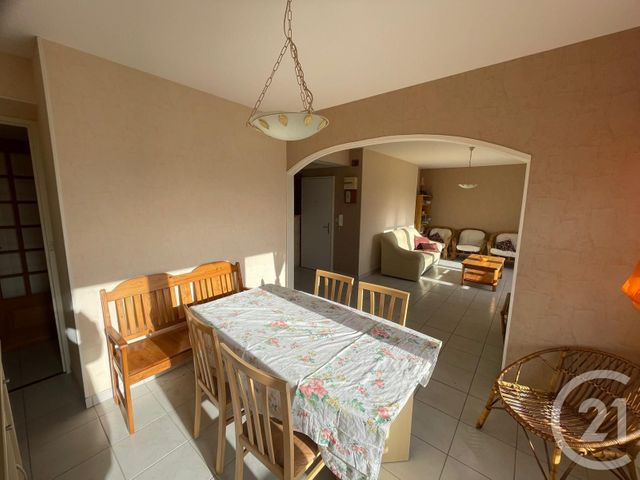 Appartement F4 à vendre - 4 pièces - 70.0 m2 - DOLE - 39 - FRANCHE-COMTE - Century 21 Avenir Immobilier