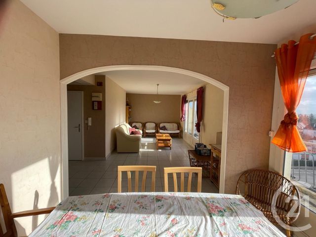 Appartement F4 à vendre - 4 pièces - 70.0 m2 - DOLE - 39 - FRANCHE-COMTE - Century 21 Avenir Immobilier