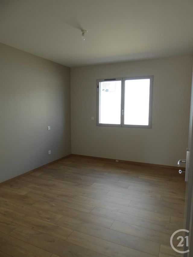 maison à louer - 5 pièces - 90.01 m2 - DOLE - 39 - FRANCHE-COMTE - Century 21 Avenir Immobilier