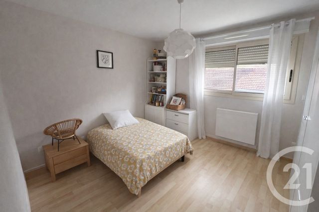 Appartement F4 à vendre - 5 pièces - 98.54 m2 - DOLE - 39 - FRANCHE-COMTE - Century 21 Avenir Immobilier
